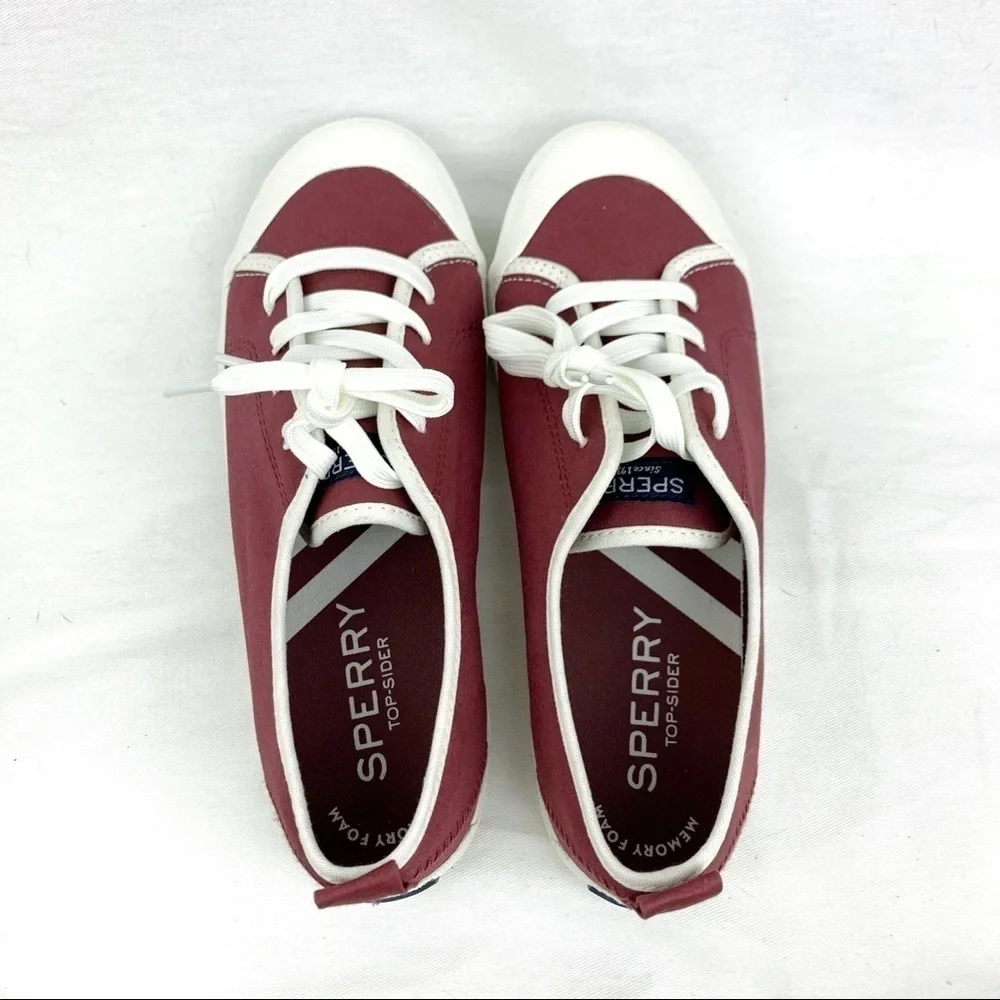 Sperry Breeze Lace Up in oxblood